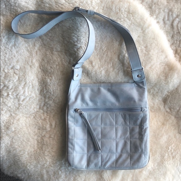 100% Argentinian Leather Crossbody Bag - Picture 2 of 8